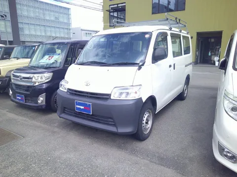Toyota TownAce Van