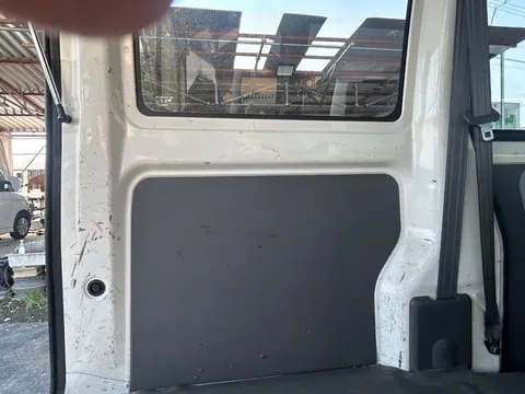Nissan Clipper Van