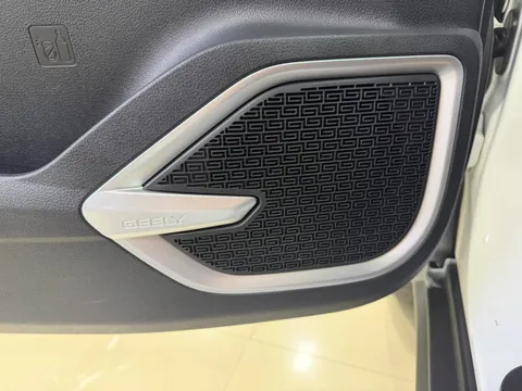 Geely Vision X6