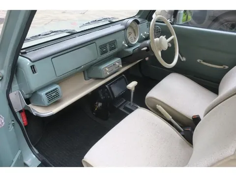Nissan Pao