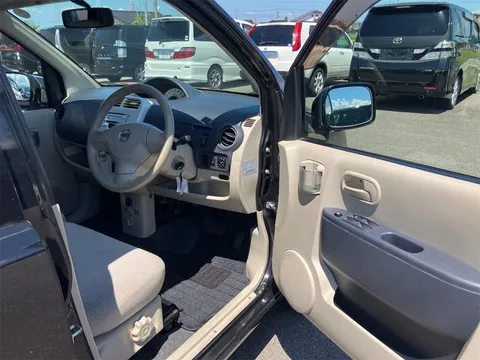 Nissan Otti