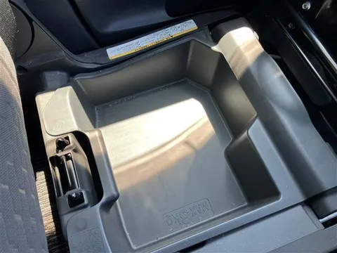 Toyota Pixis Mega