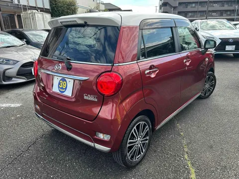 Daihatsu Cast