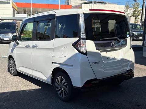 Toyota Tank