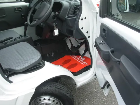 Nissan Clipper Truck