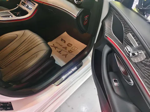 Mercedes-Benz Mercedes-Benz CLS
