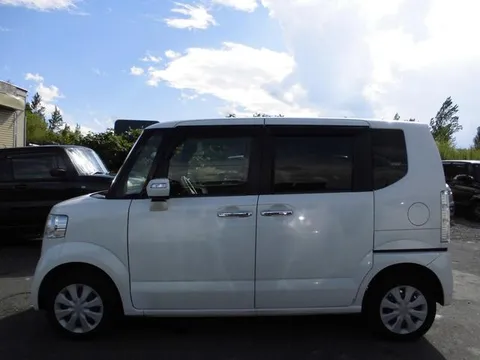 Honda N-BOX Plus