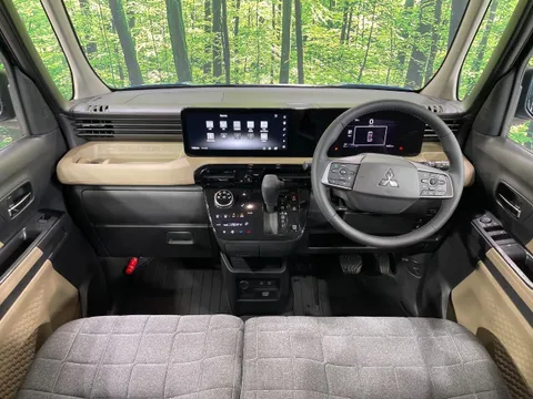 Mitsubishi Delica Mini