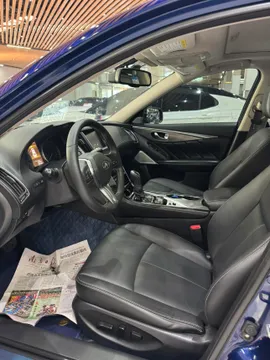 Infiniti Q50L