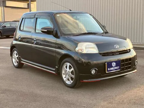 Daihatsu Esse
