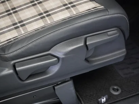 Honda N-BOX Joy