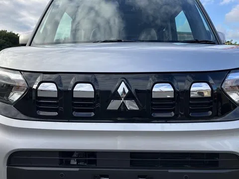 Mitsubishi eK Space