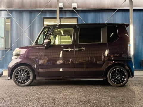 Honda N-BOX Custom