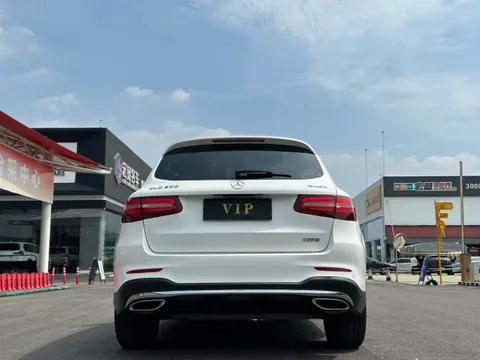 Mercedes-Benz Mercedes-Benz GLC
