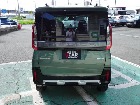 Mitsubishi Delica Mini