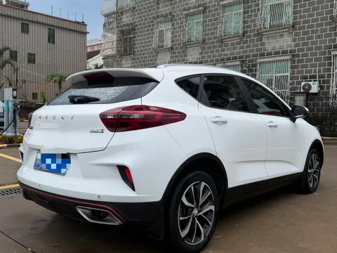 Geely Emgrand GS