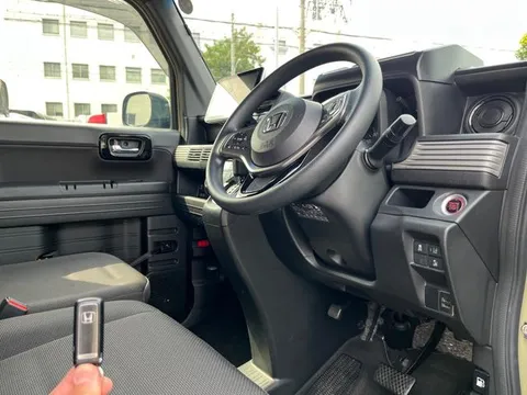 Honda N-VAN Plus Style