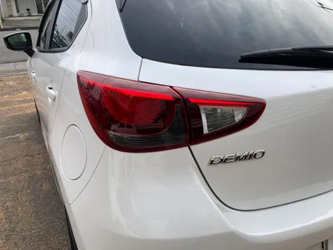 Mazda Mazda2 (Demio)