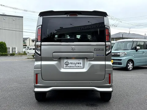 Suzuki Spacia Custom