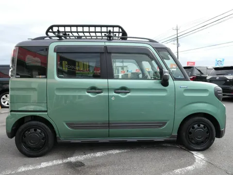 Suzuki Spacia Gear