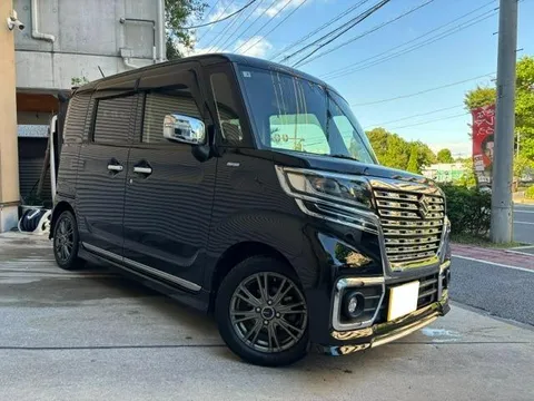 Suzuki Spacia Custom