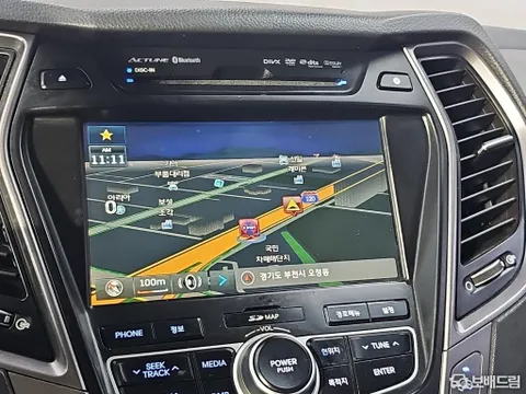 Hyundai Grand Santa Fe (Maxcruz)