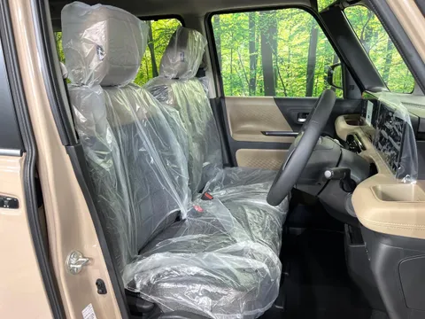 Mitsubishi Delica Mini