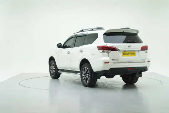 Nissan Terra