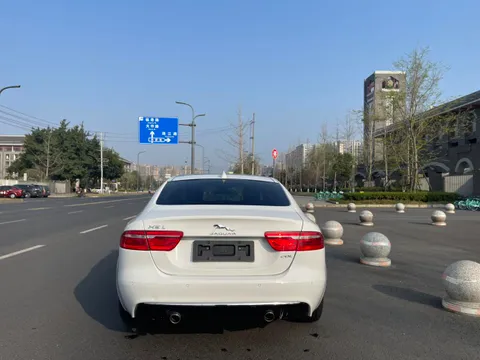 Jaguar XEL