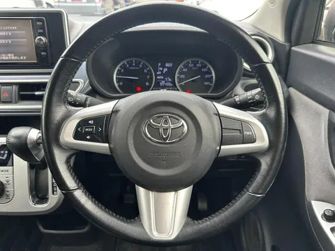 Toyota Pixis Joy