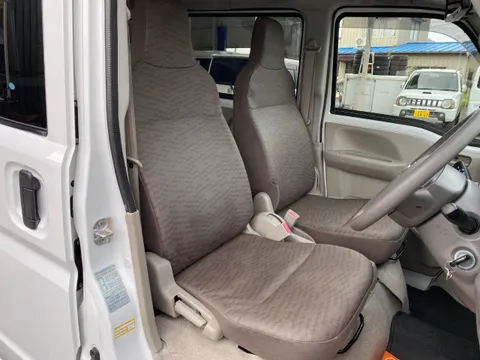 Nissan Clipper