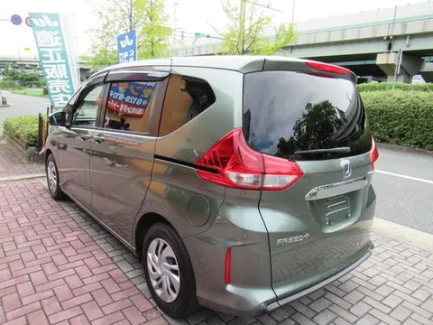 Honda Freed Plus