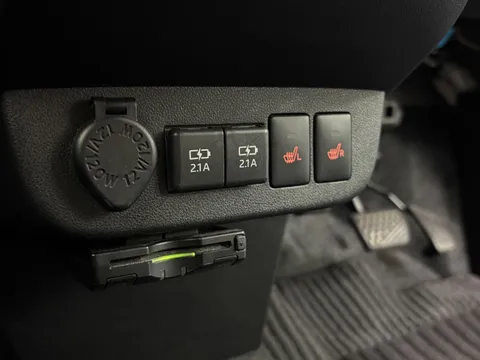 Daihatsu Mira Tocot