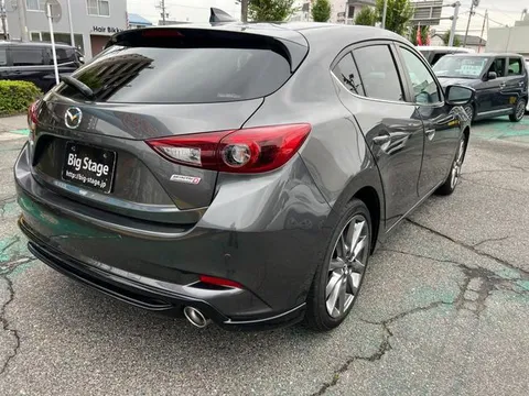 Mazda Axela Sport
