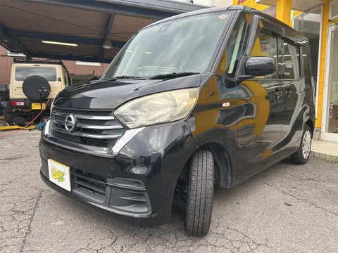 Nissan Dayz Roox