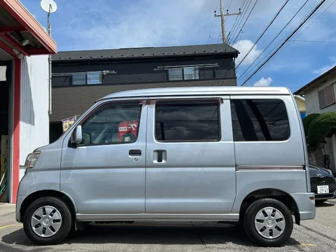 Toyota Pixis Van