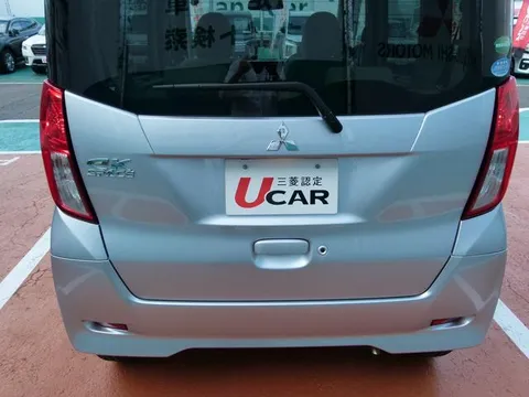 Mitsubishi eK Space