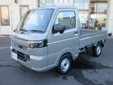 Nissan Clipper Truck