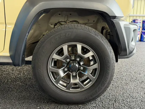 Suzuki Jimny Sierra
