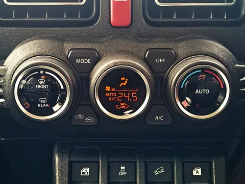 Suzuki Jimny Sierra