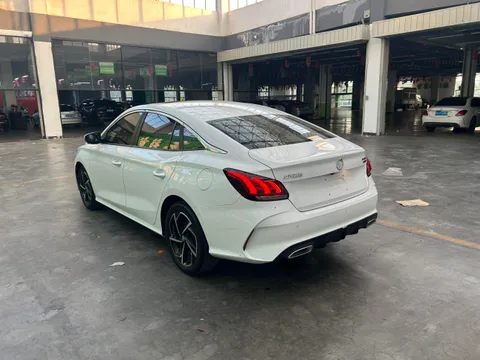 MG MG5