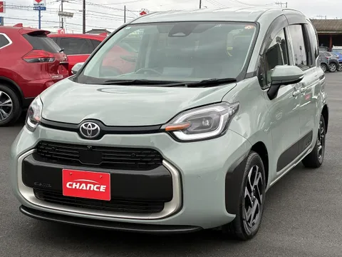 Toyota Sienta