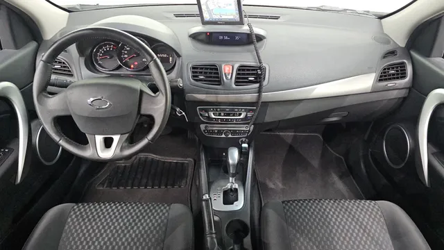 Renault SM3