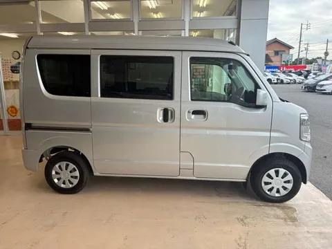 Nissan Clipper
