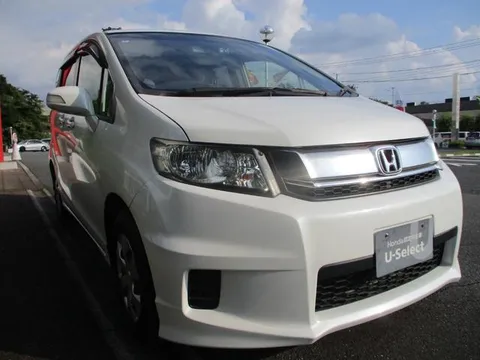 Honda Freed Spike
