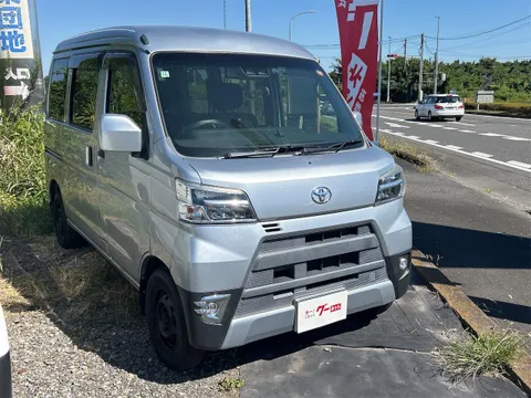 Toyota Pixis Van