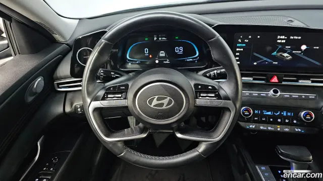 Hyundai Elantra (Avante)