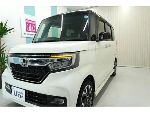 Honda N-BOX Custom