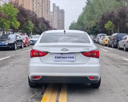 Chery Arrizo 5