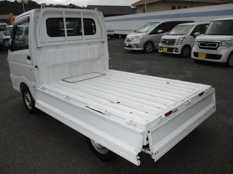 Nissan Clipper Truck